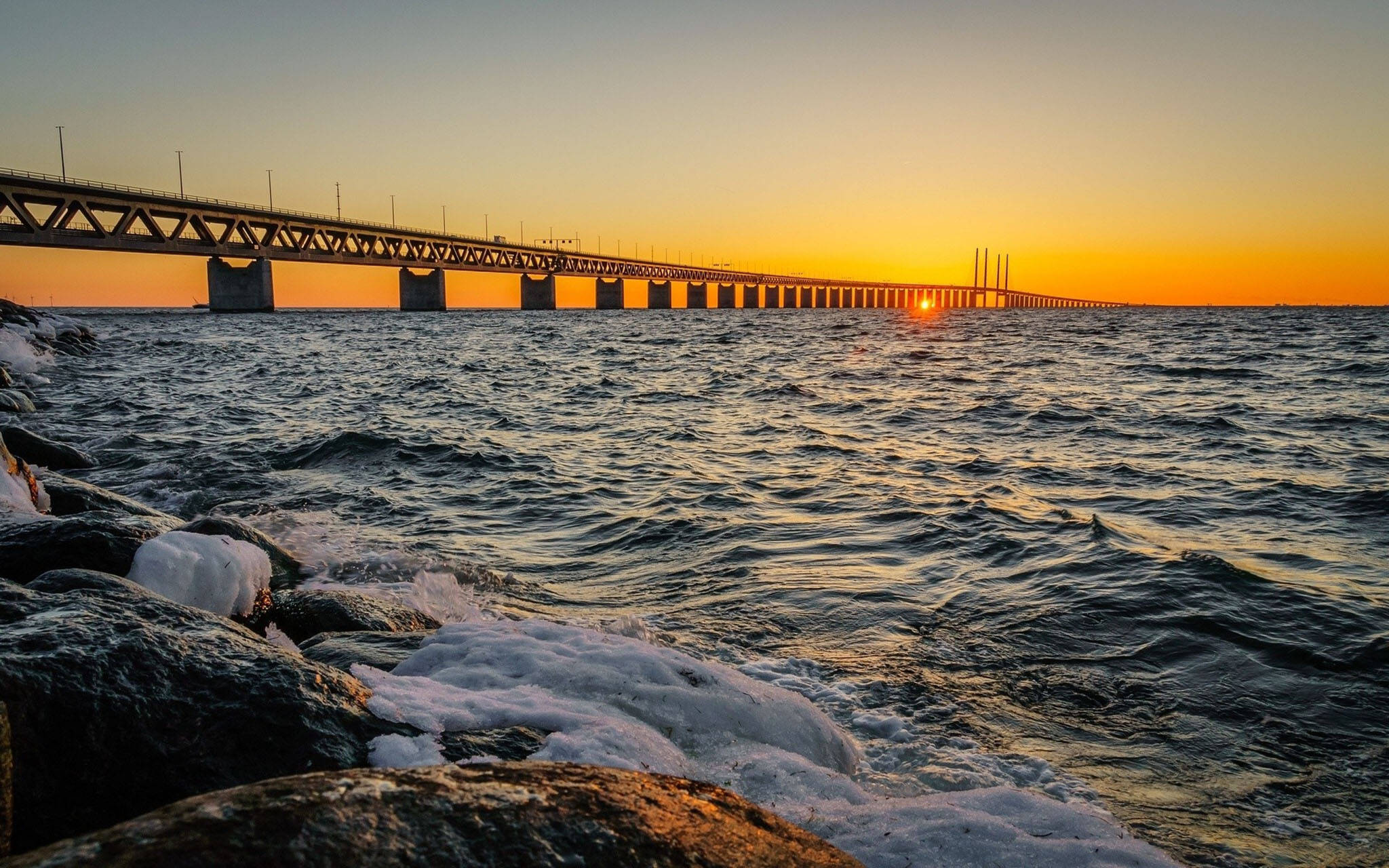 Öresundsbrinken kirkas taivas Taustakuvat