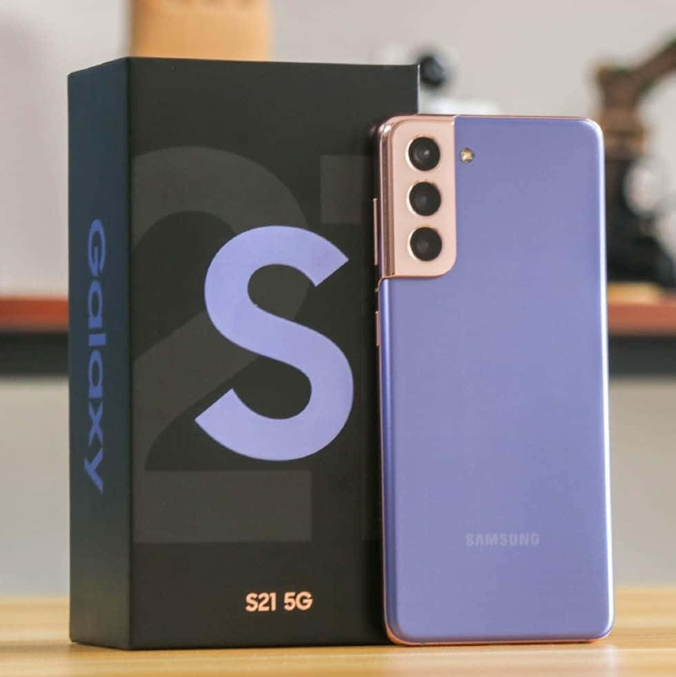 Pysy yhteydessä vallankumouksellisella Galaxy S10:llä Taustakuvat