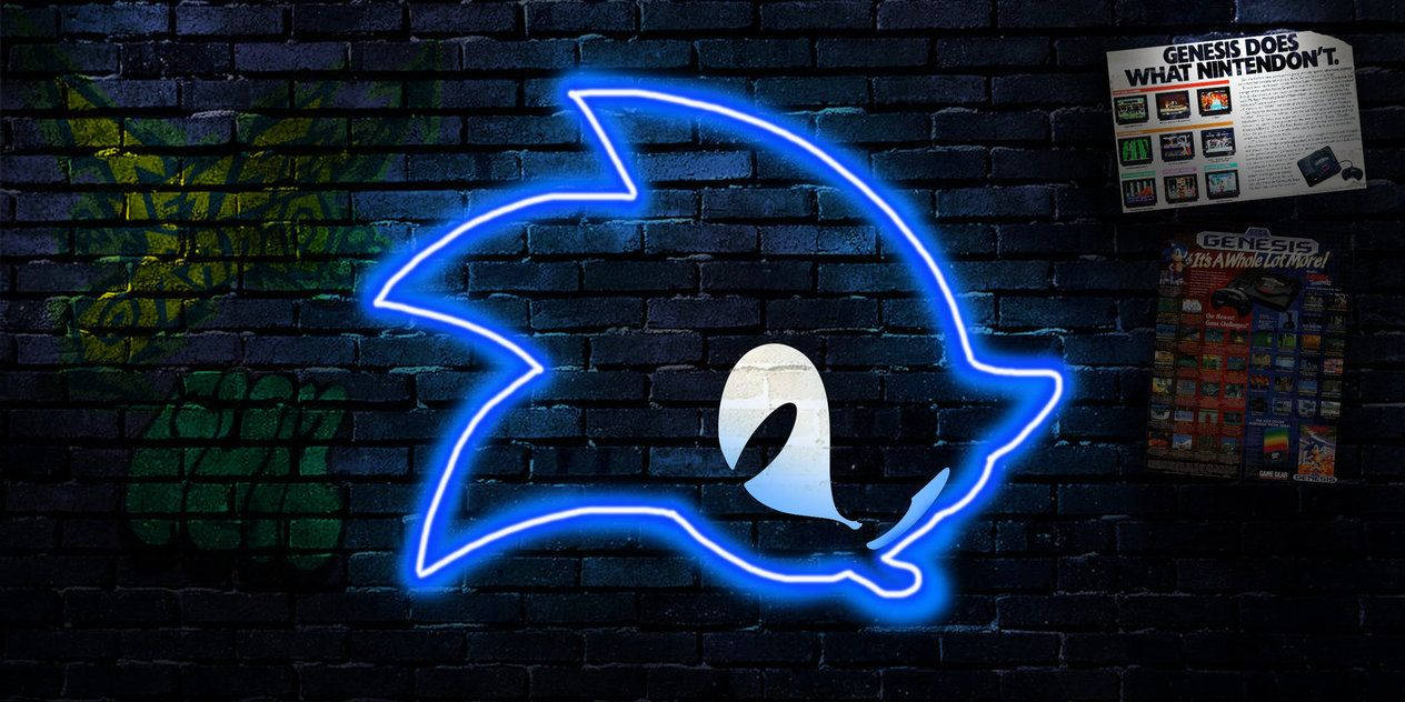 Sininen taustakuva neonvaloisesta Sonic-kuvakkeesta graffitoidulla tiiliseinällä.