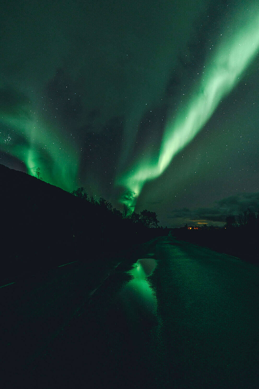Revontulet Norjassa Vihreä iPhone Taustakuvat