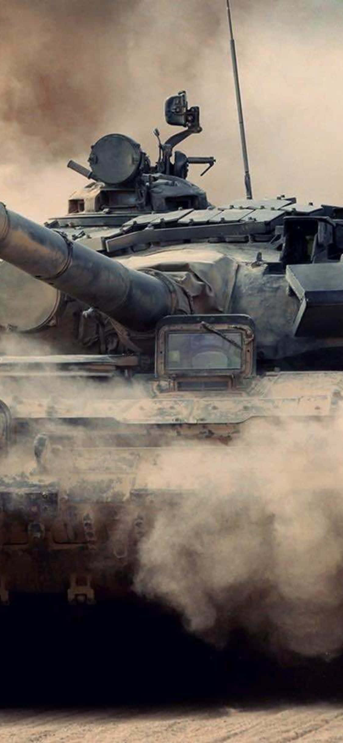 tankki ajaa halki aavikon Taustakuvat