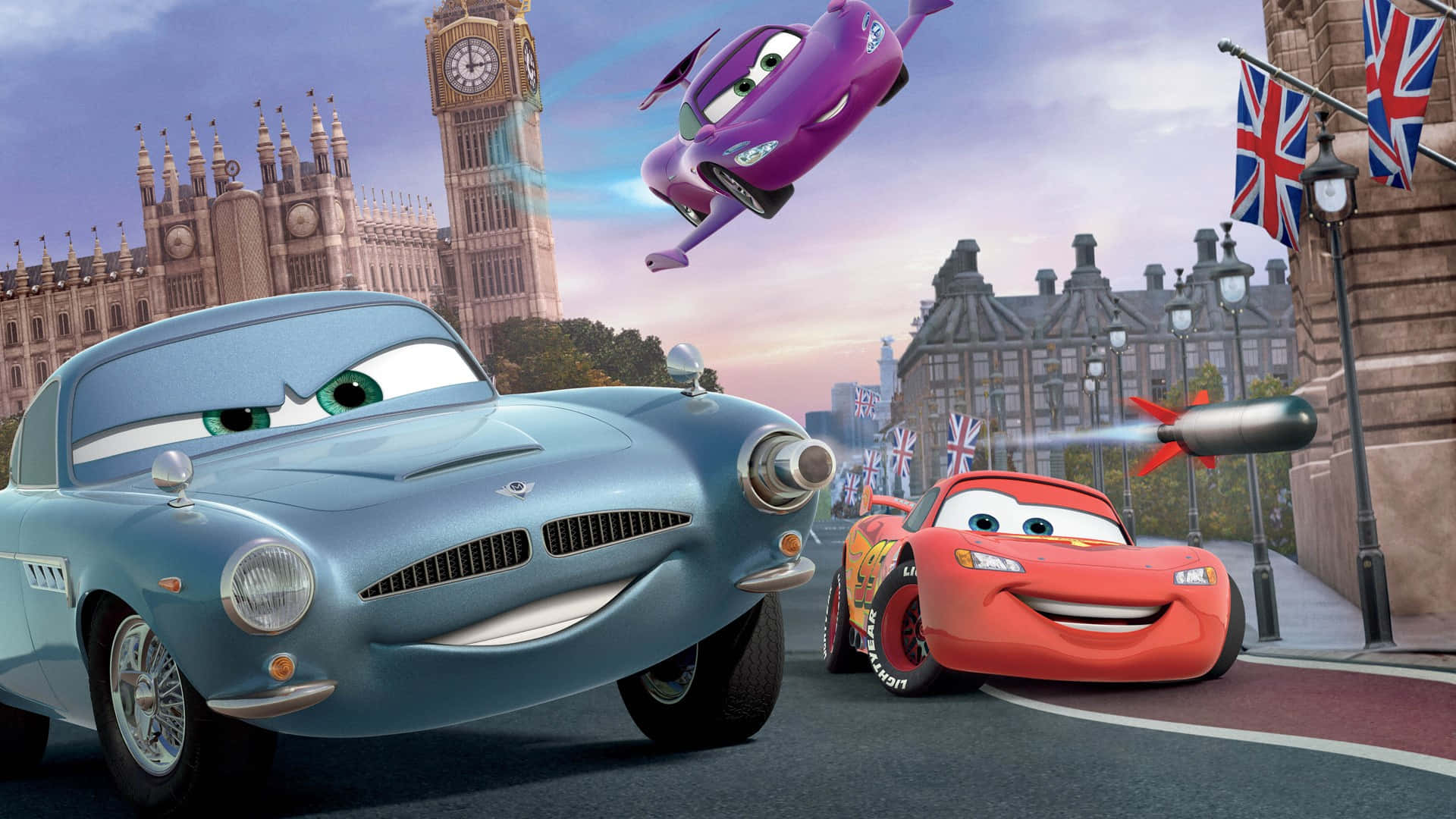Salama McQueen ja Pölli yhdessä Cars 2 -elokuvassa Taustakuvat