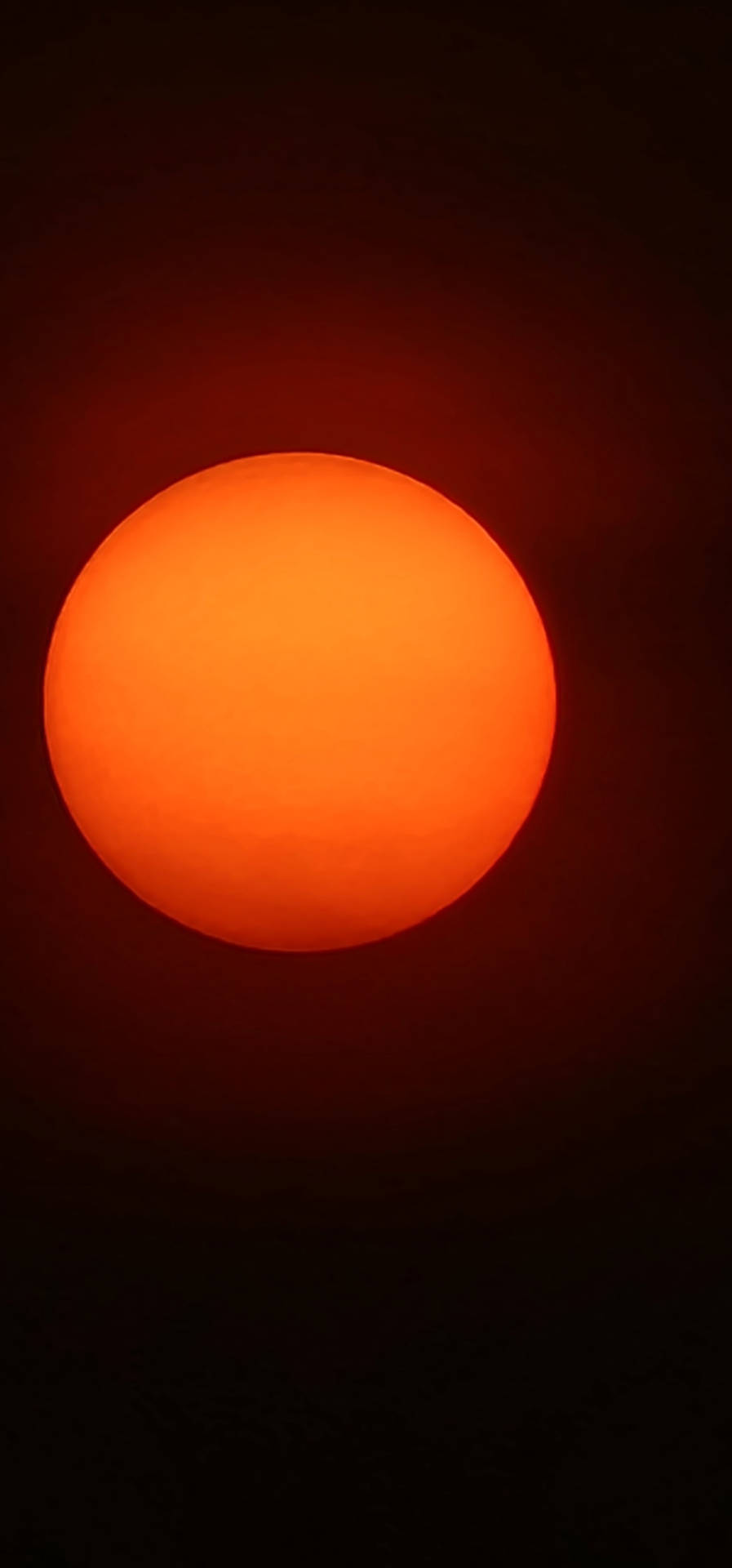 Samsung Galaxy S22 punainen aurinko taustakuva