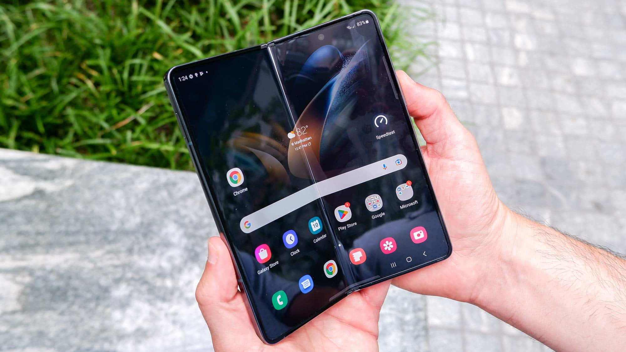 Samsung Galaxy Z Fold 4 -kuva Taustakuvat