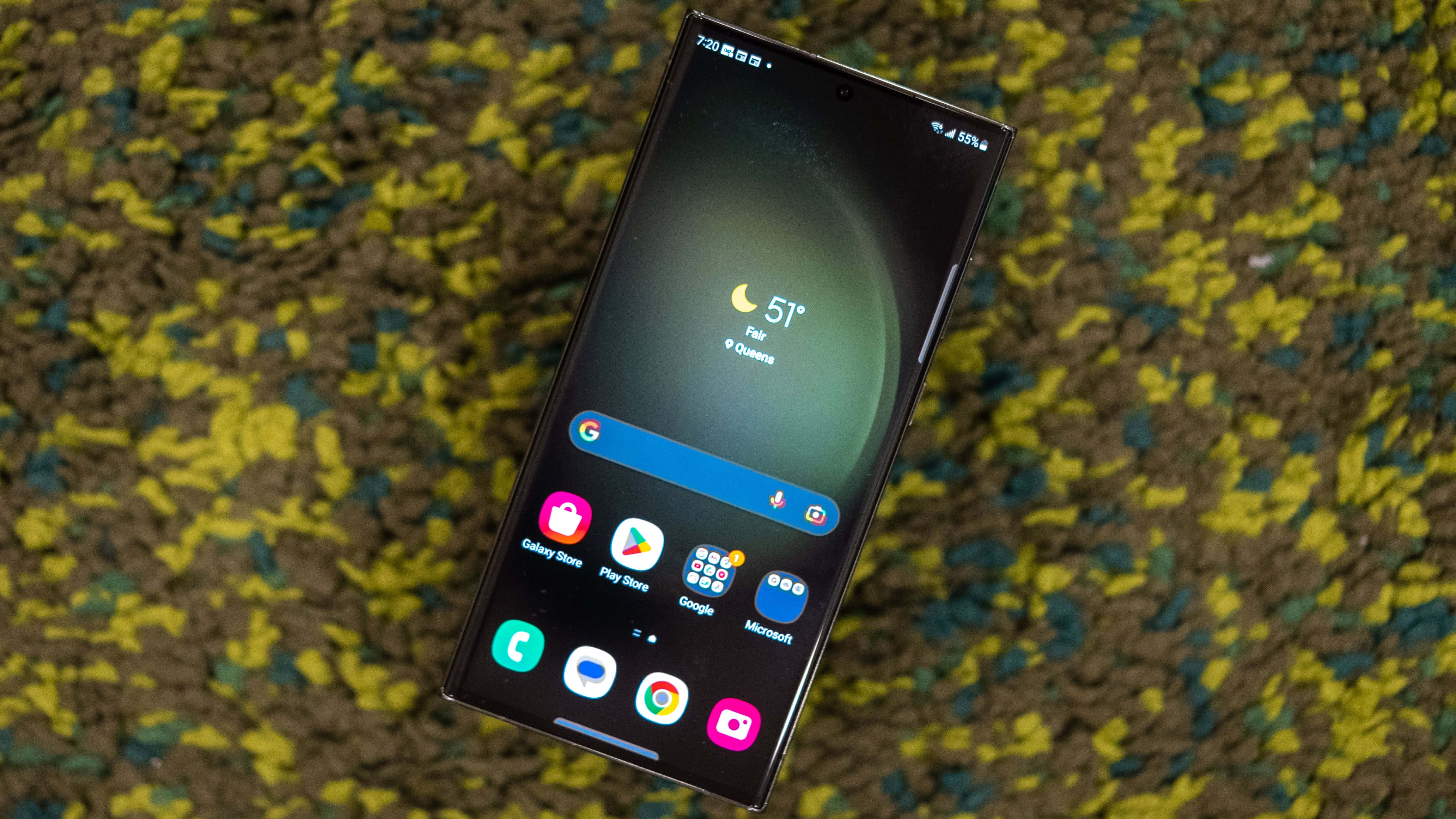 Samsung S23 Ultra näytön esittely Taustakuvat
