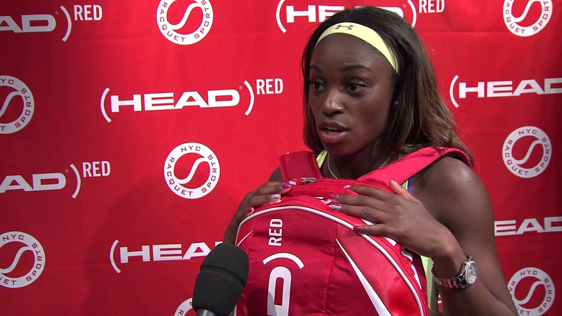 Sloane Stephens pitää Head-laukkua Taustakuvat