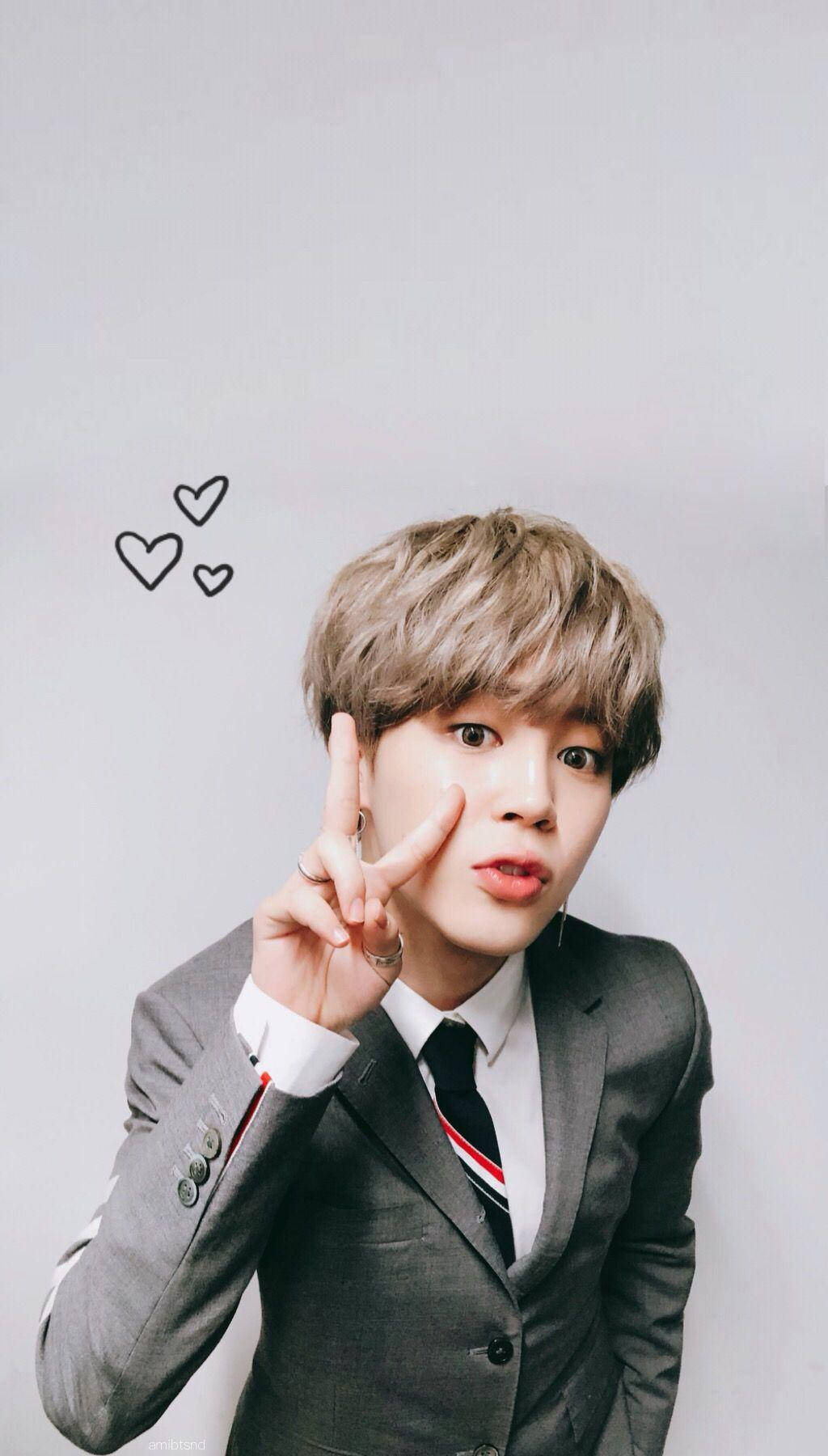 Söpö BTS Jimin univormussa Taustakuvat