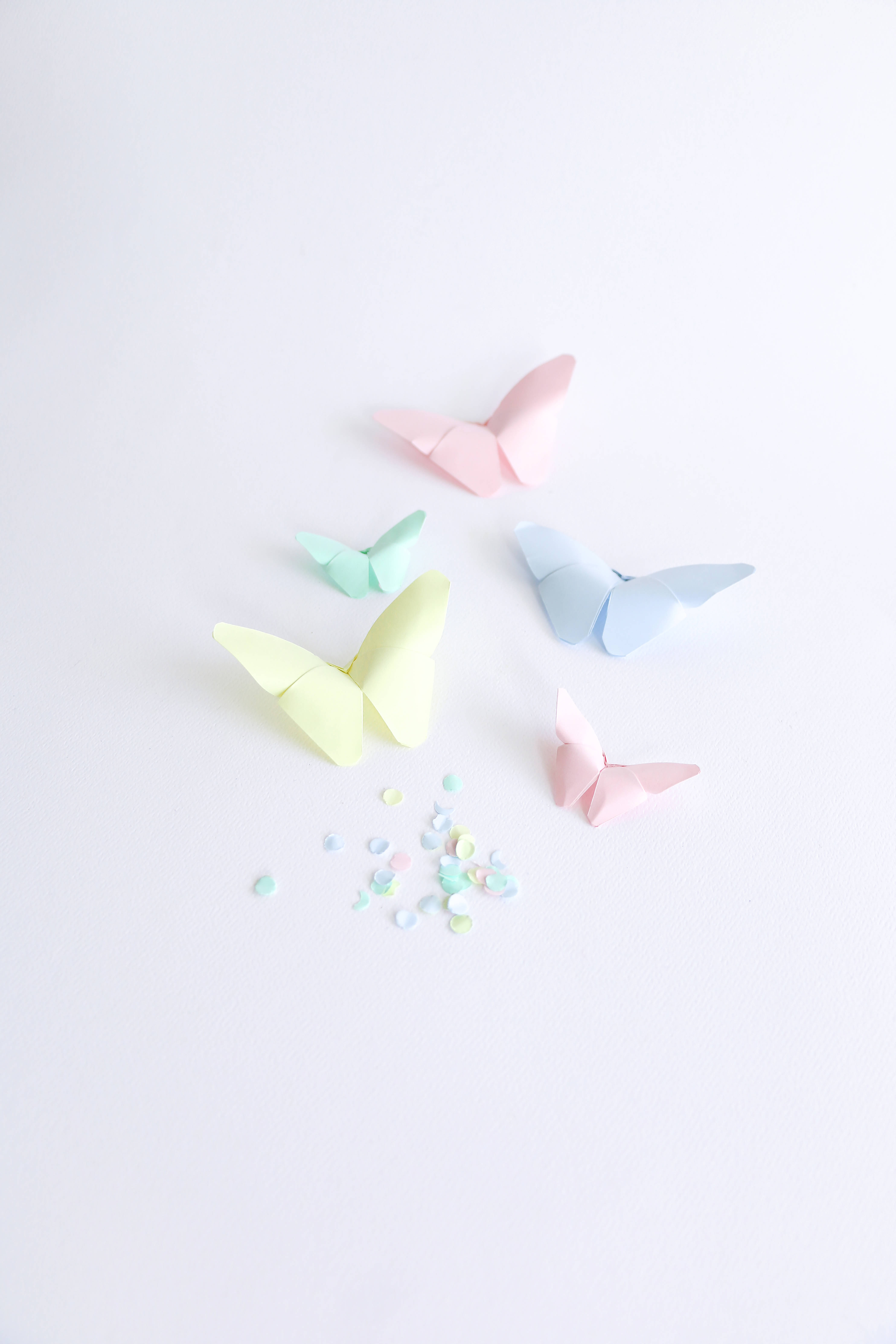 Söpöt pastelliväriset origamiperhoset Taustakuvat