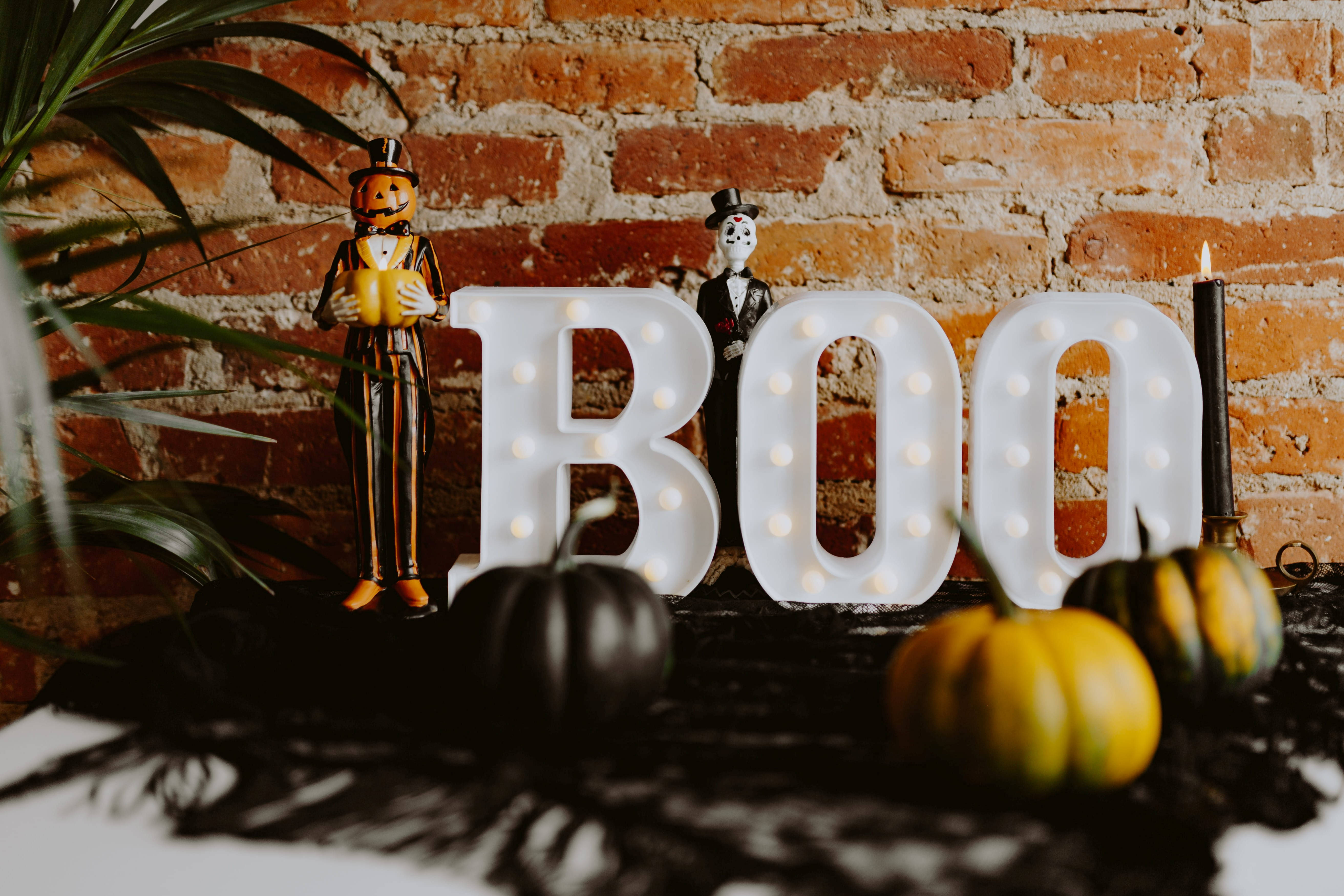 Suloiset Halloween-koristeet ja kirjaimet Taustakuvat