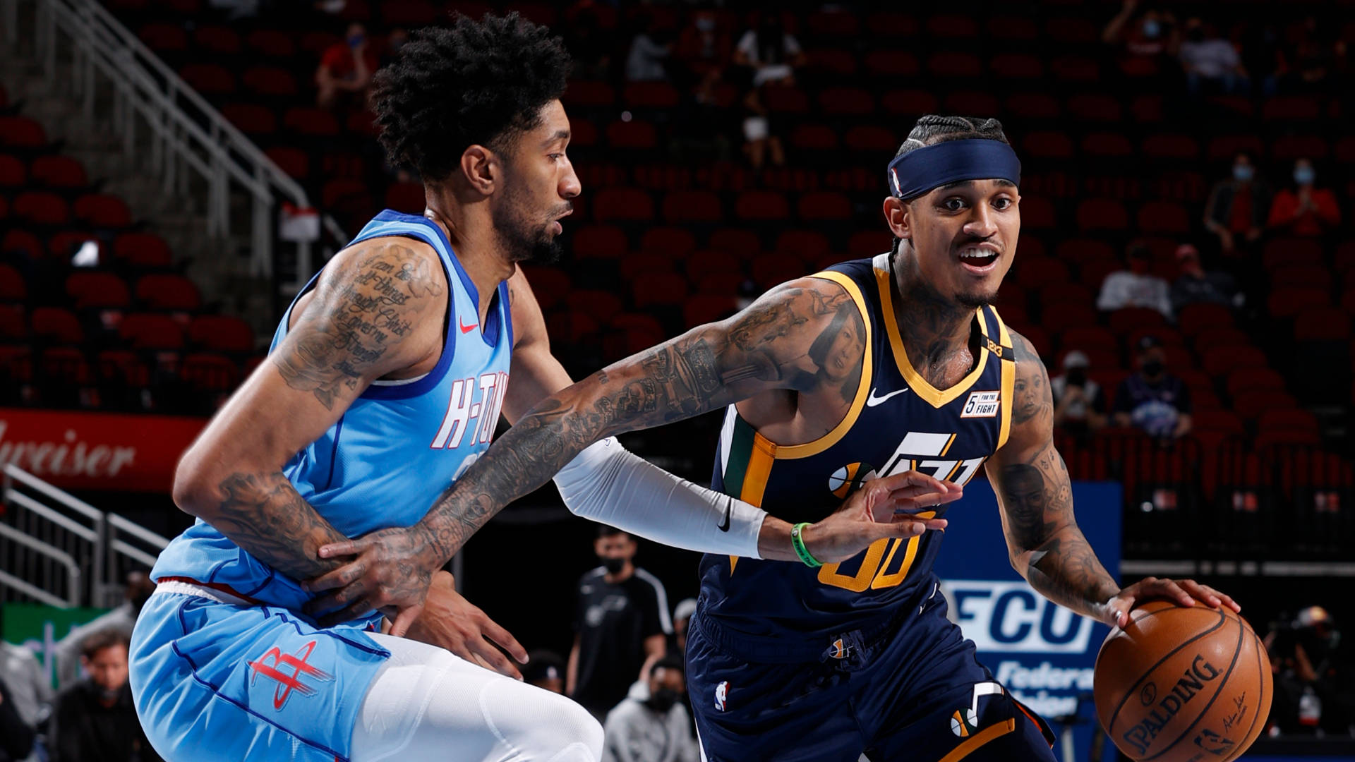 Tarttuva koripalloilija Jordan Clarkson Taustakuvat