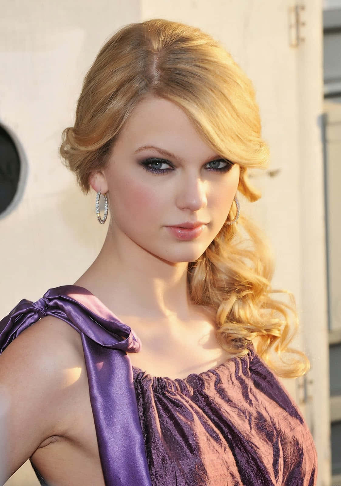 Taylor Swift esittää upean shown Taustakuvat