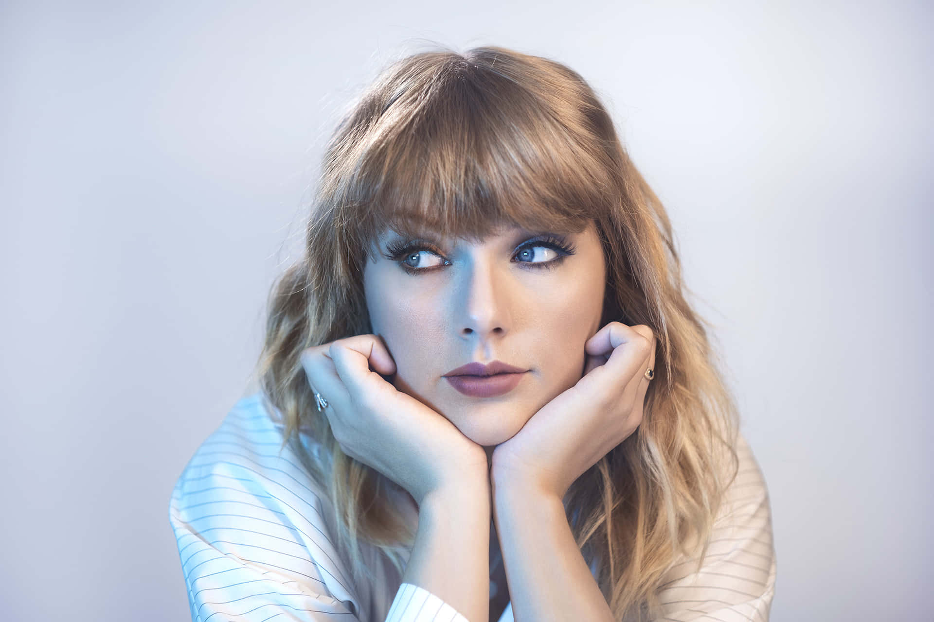 Taylor Swift Midnights -albumin taustakuva Taustakuvat
