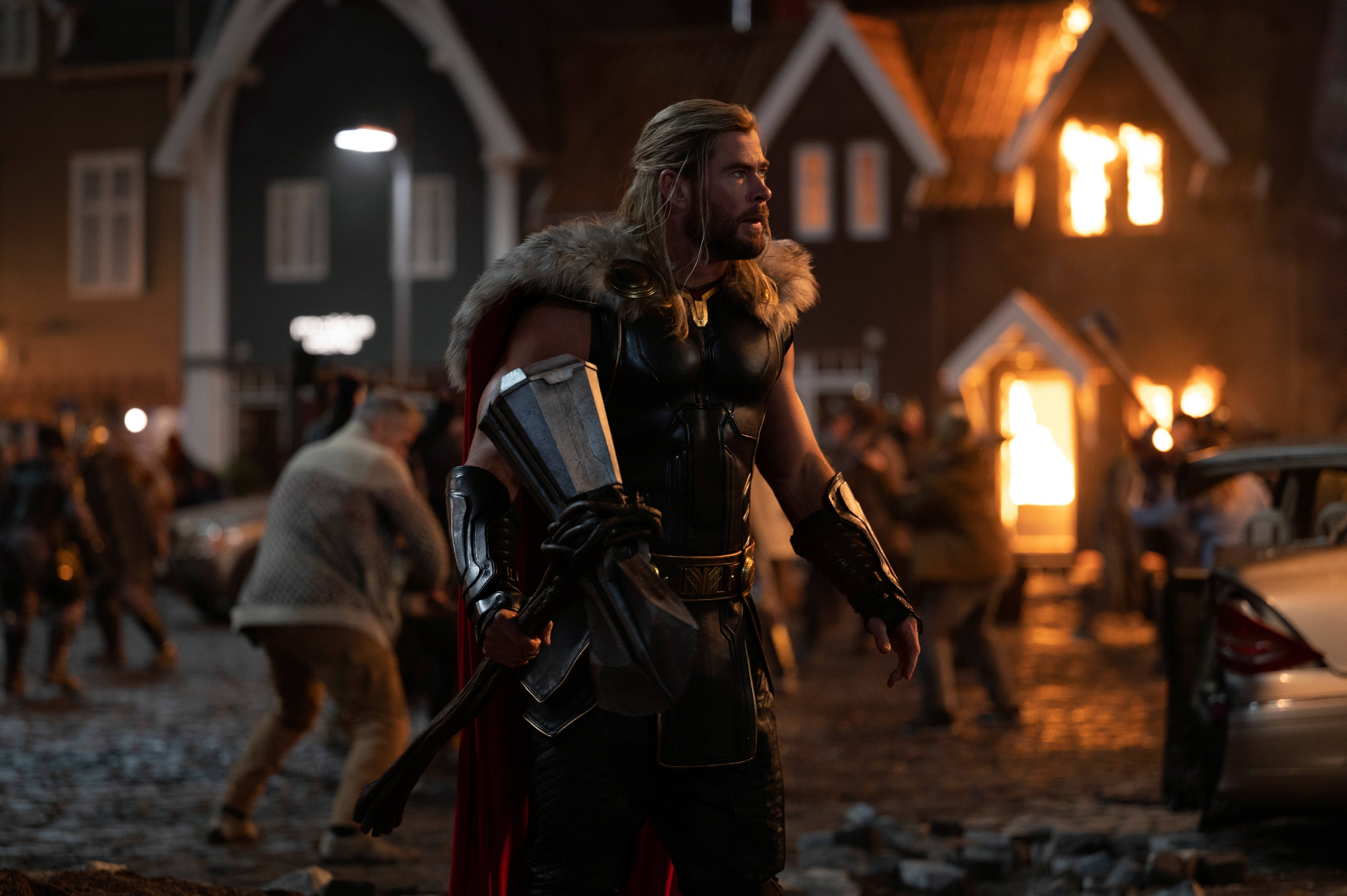 Thor: Rakkaus ja Ukkonen – Uusi Asgard Taustakuvat