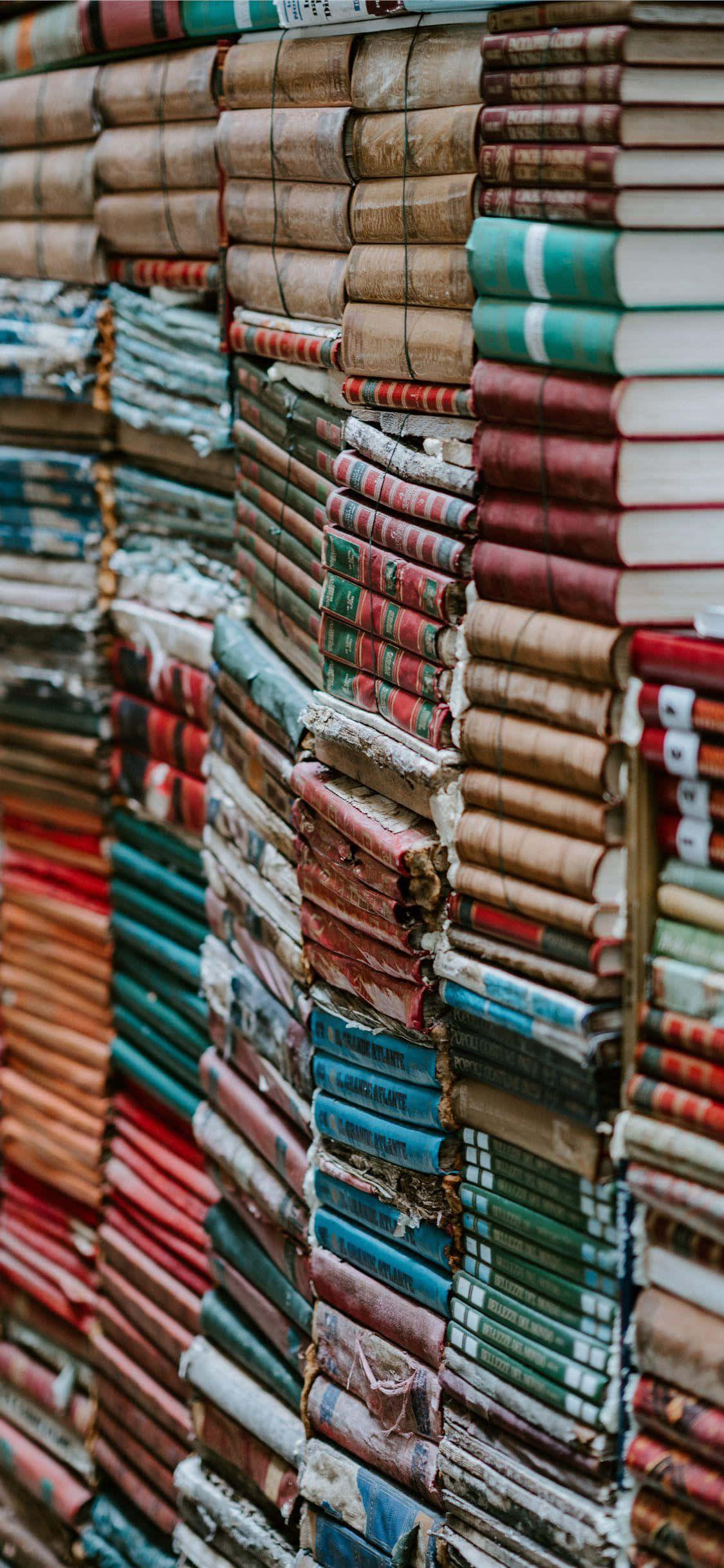 Löydä uusia ideoita Books iPhone -sovelluksella Taustakuvat