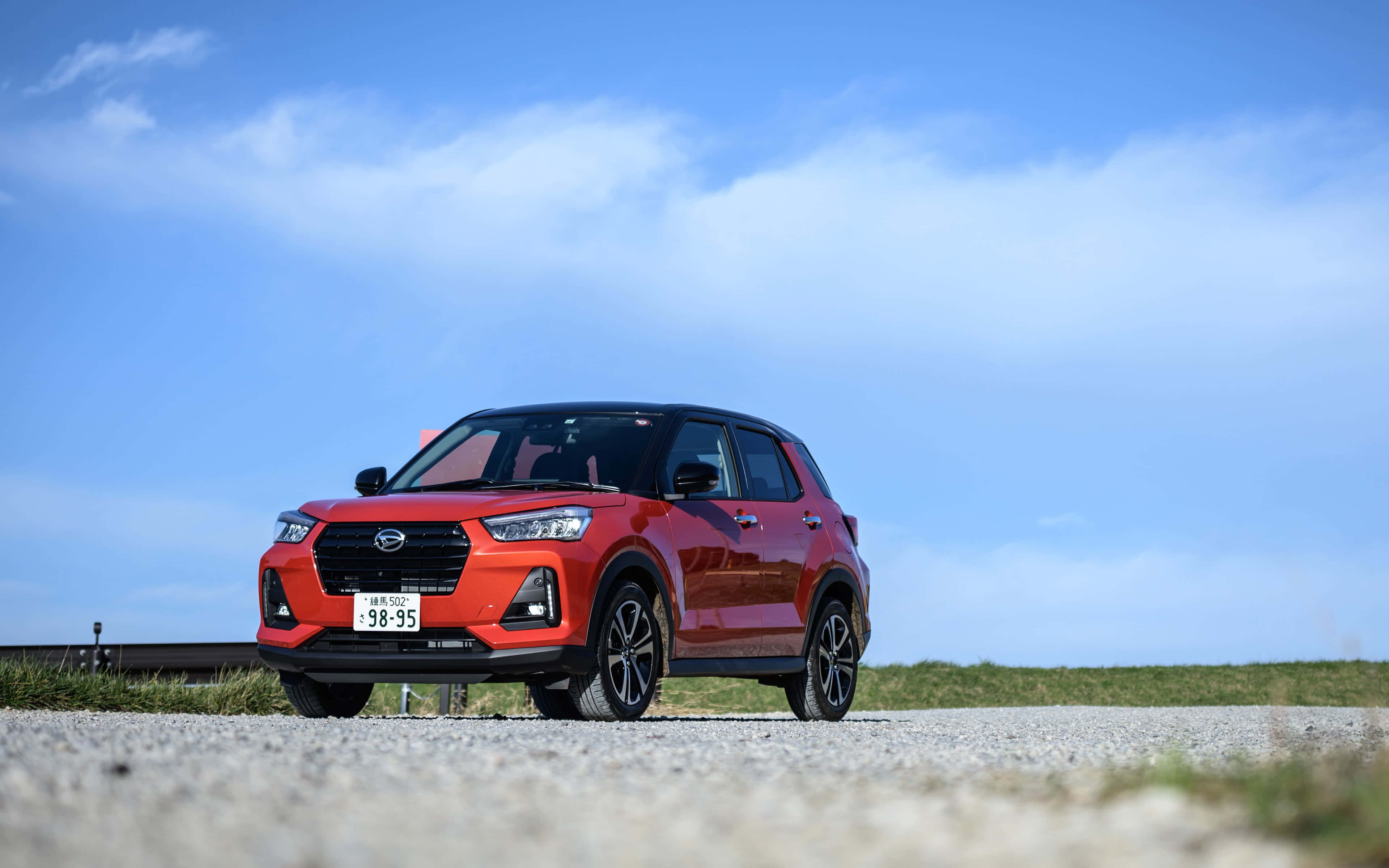Tyylikäs ja moderni Daihatsu-auto Taustakuvat