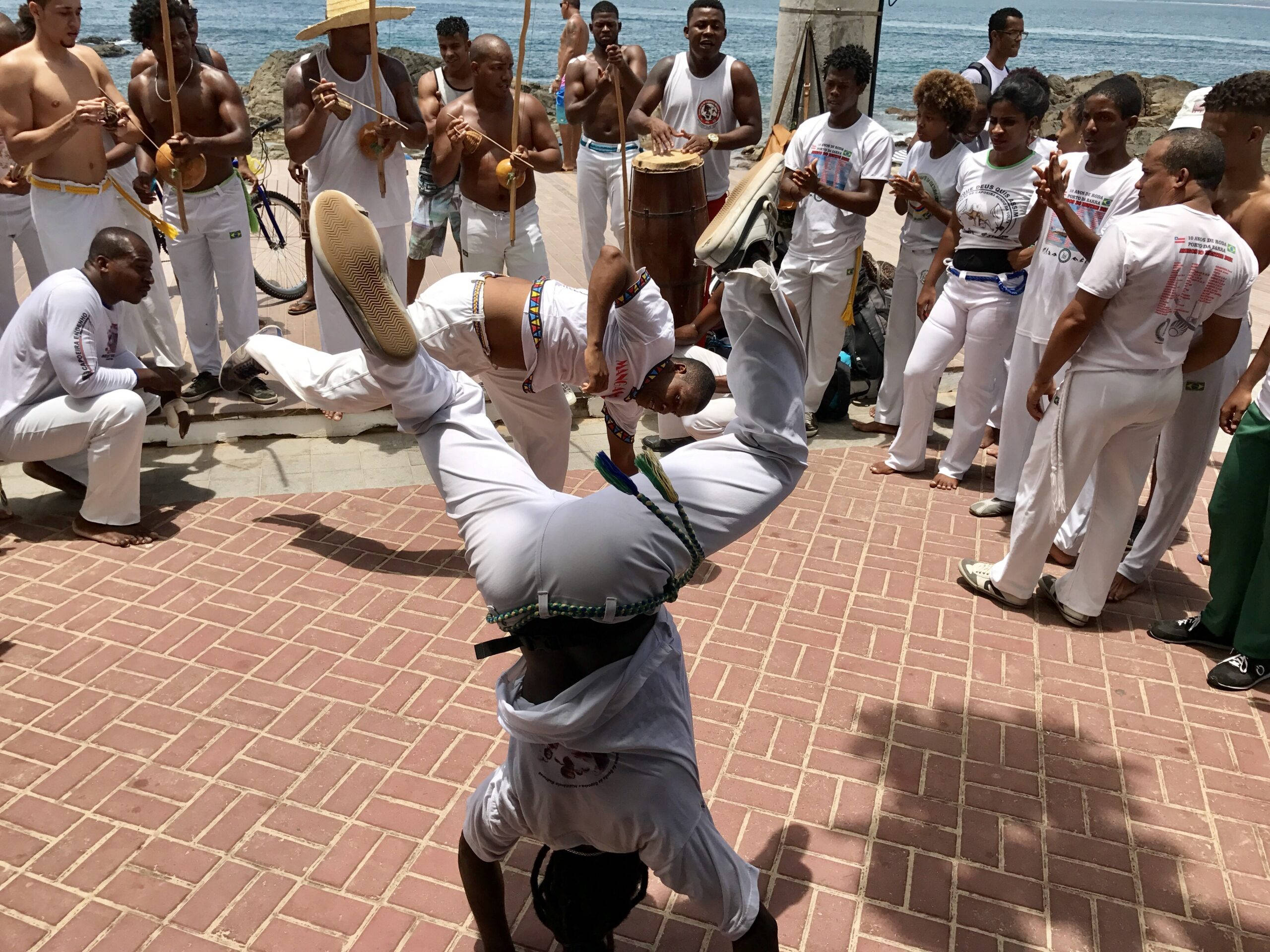 Ulkoilmassa tapahtuva capoeira-harjoitusottelu Taustakuvat