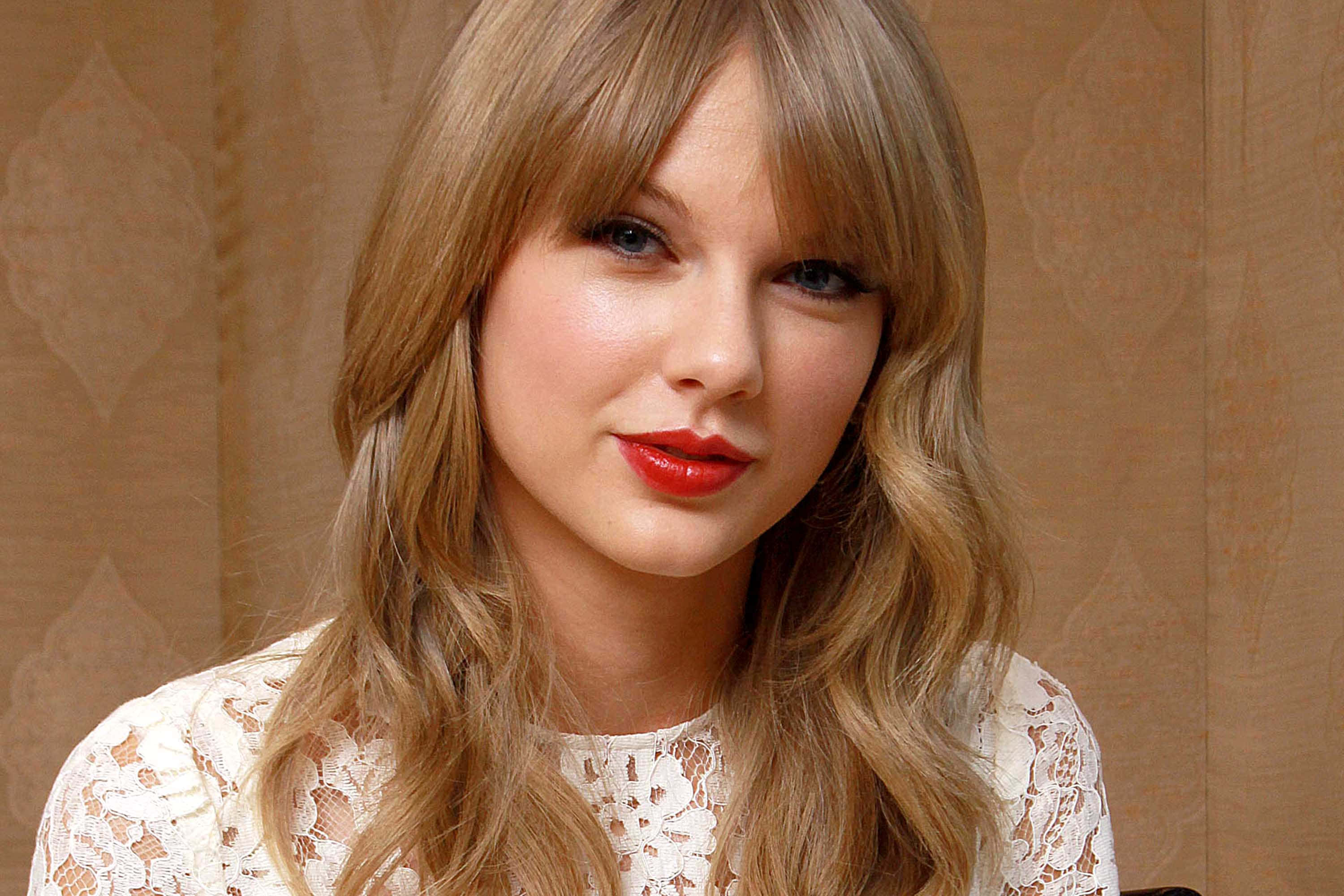 Unelmointia Taylor Swiftin kanssa Taustakuvat