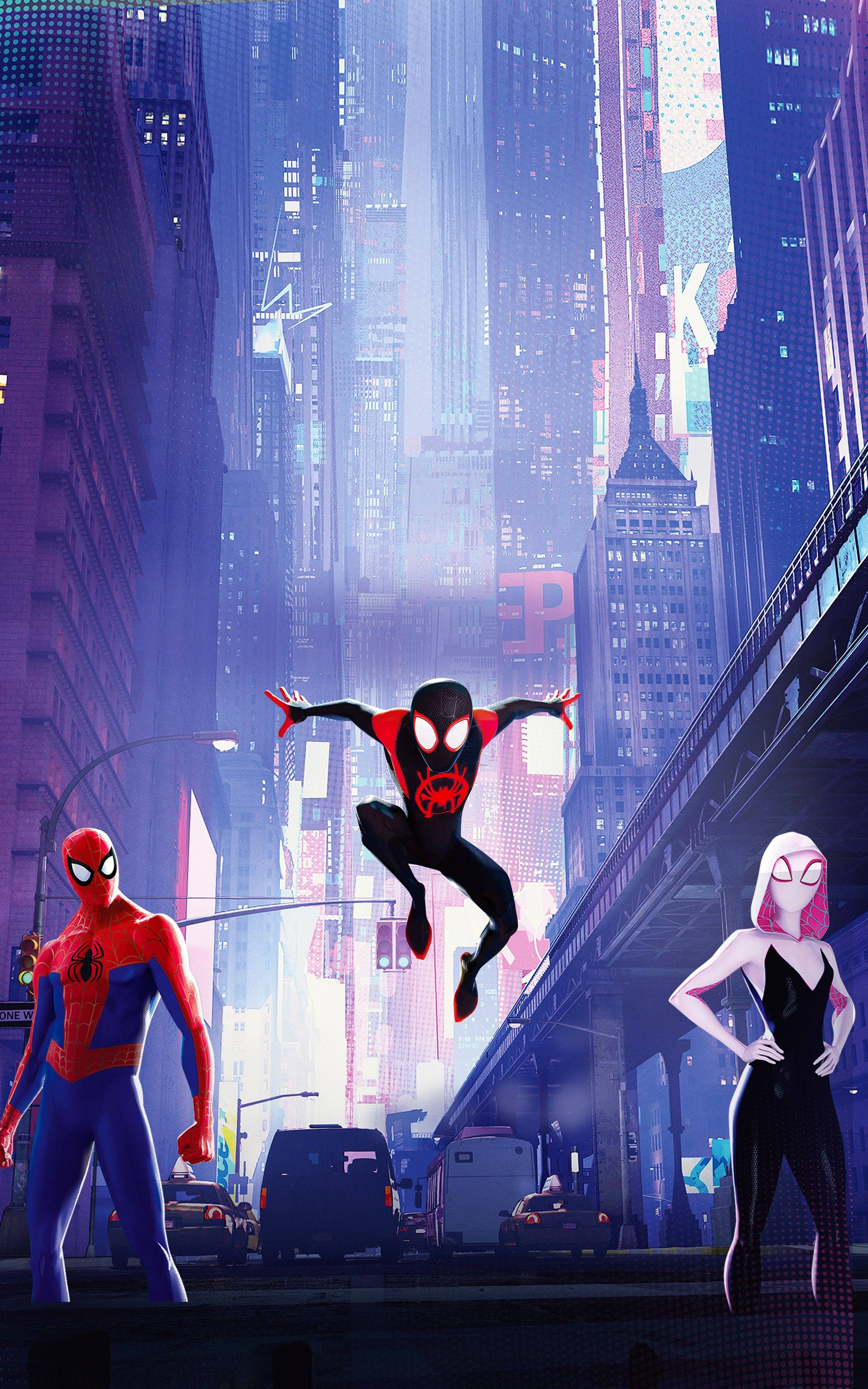 Upea Spider-Verse yhdistää kolme Hämismiestä Taustakuvat