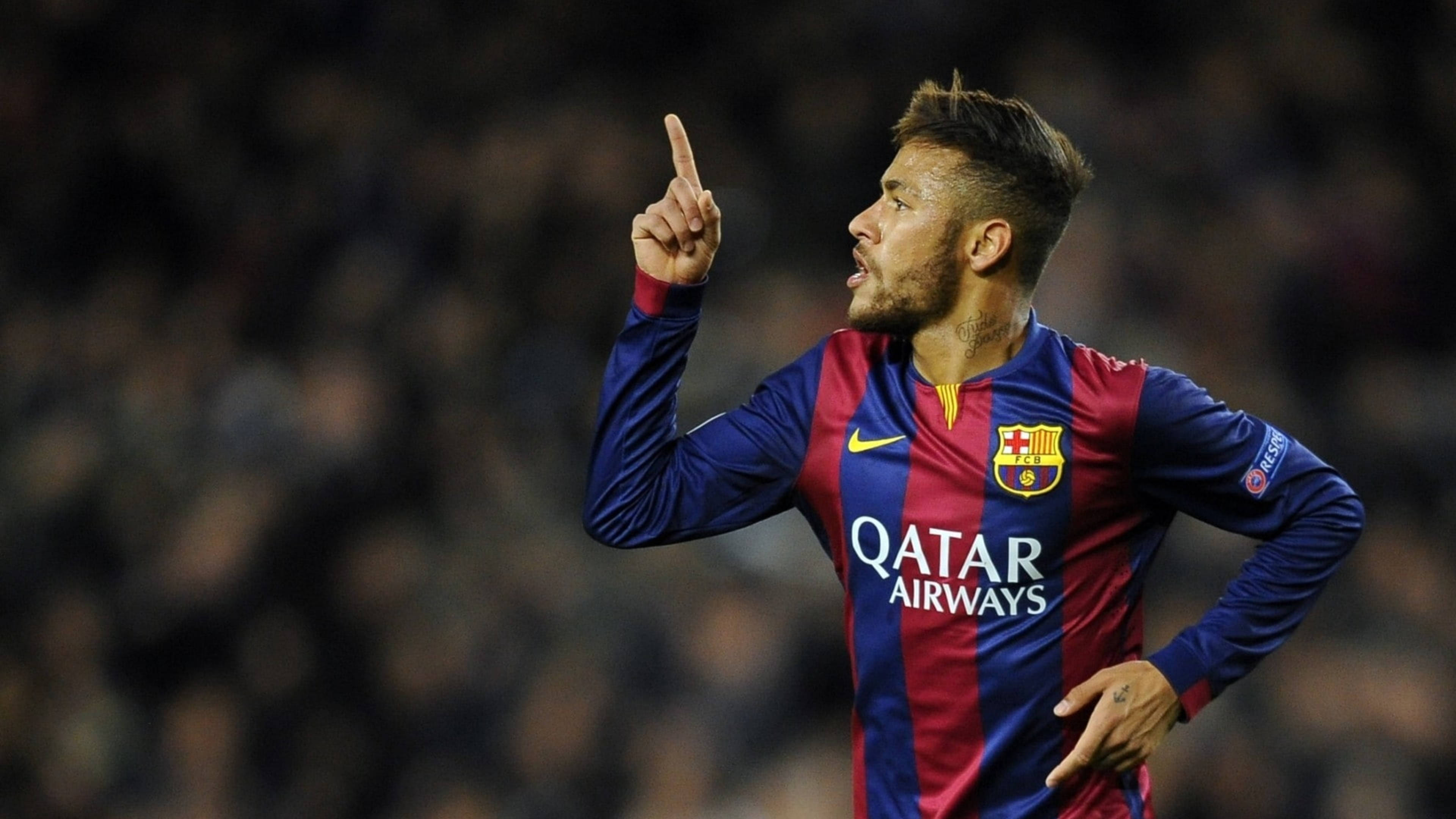 Urheilija Neymar osoittaa 4K Taustakuvat