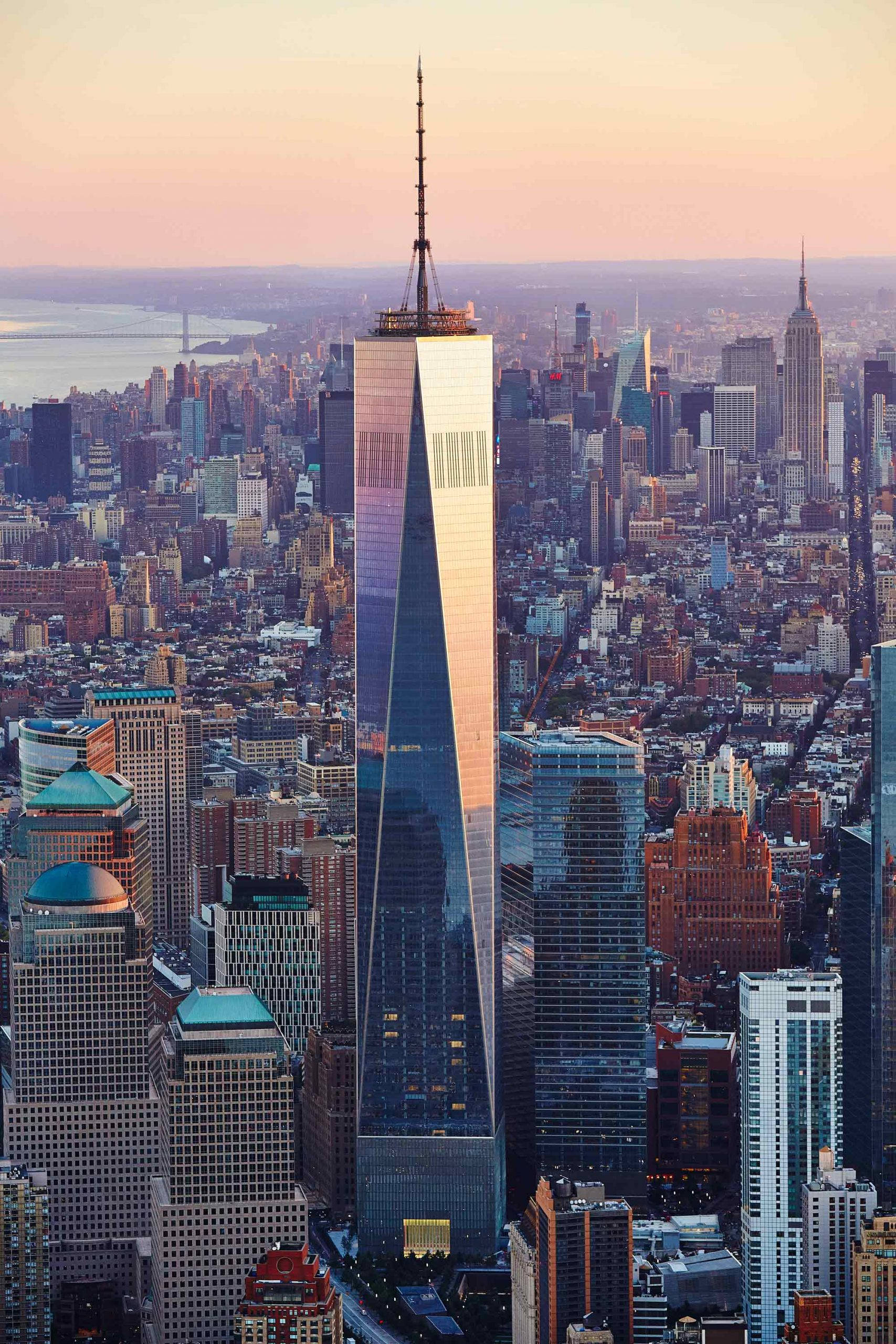 Vaaleanpunainen ja sininen One World Trade Center Taustakuvat