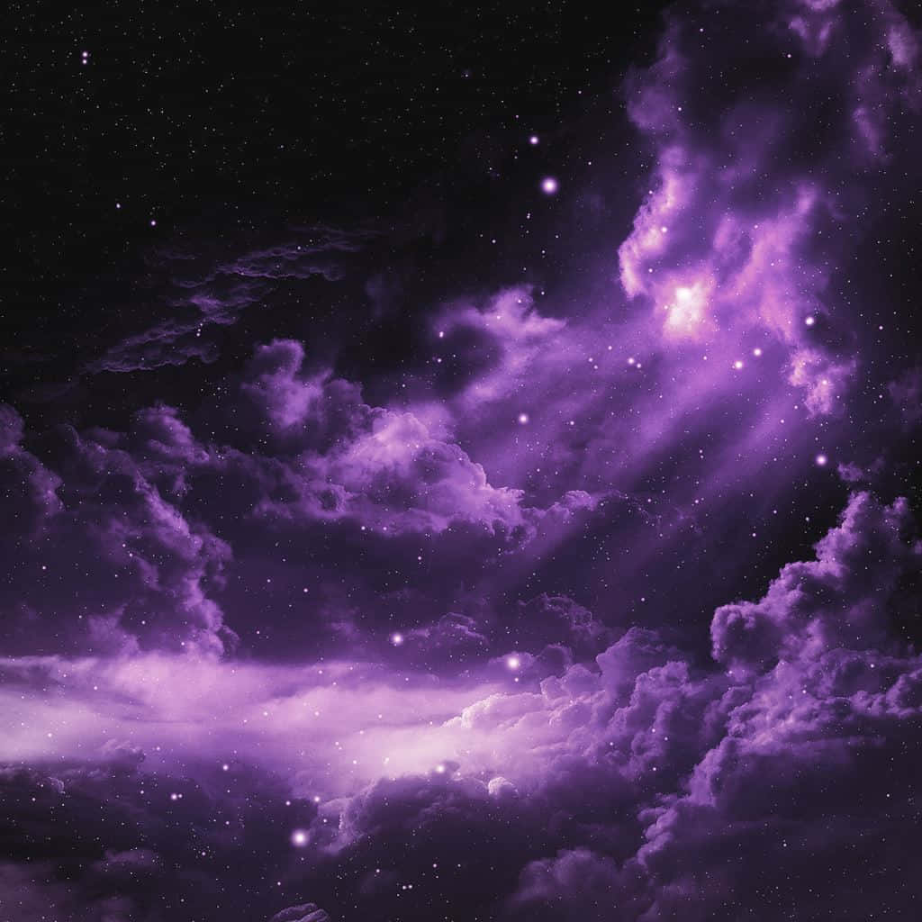Violetit pilvet taivaalla tähtien kanssa Taustakuvat