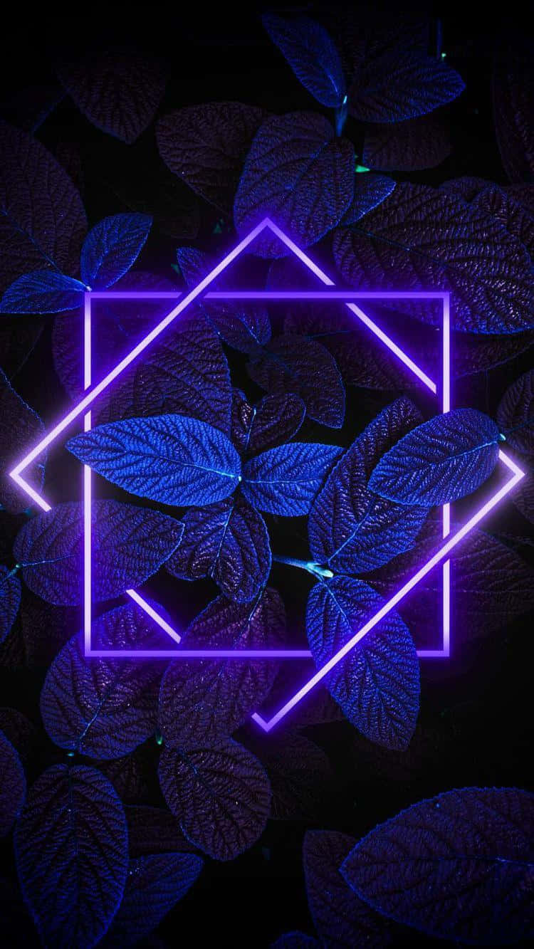 violetti neonkehys, jonka taustalla lehtiä Taustakuvat
