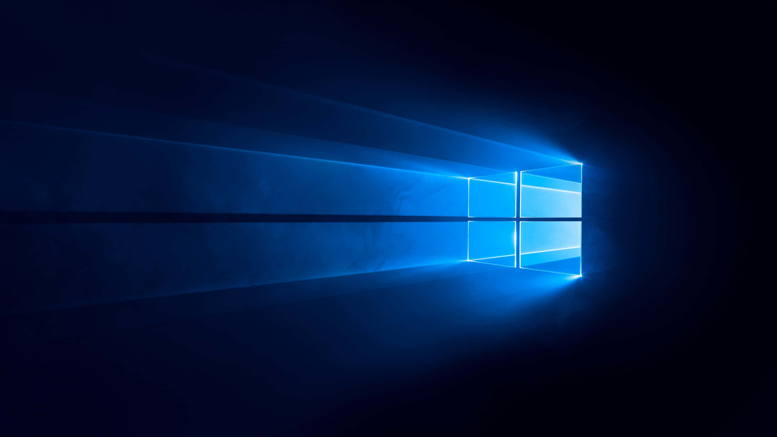 Windows 10 -logo pimeässä Taustakuvat