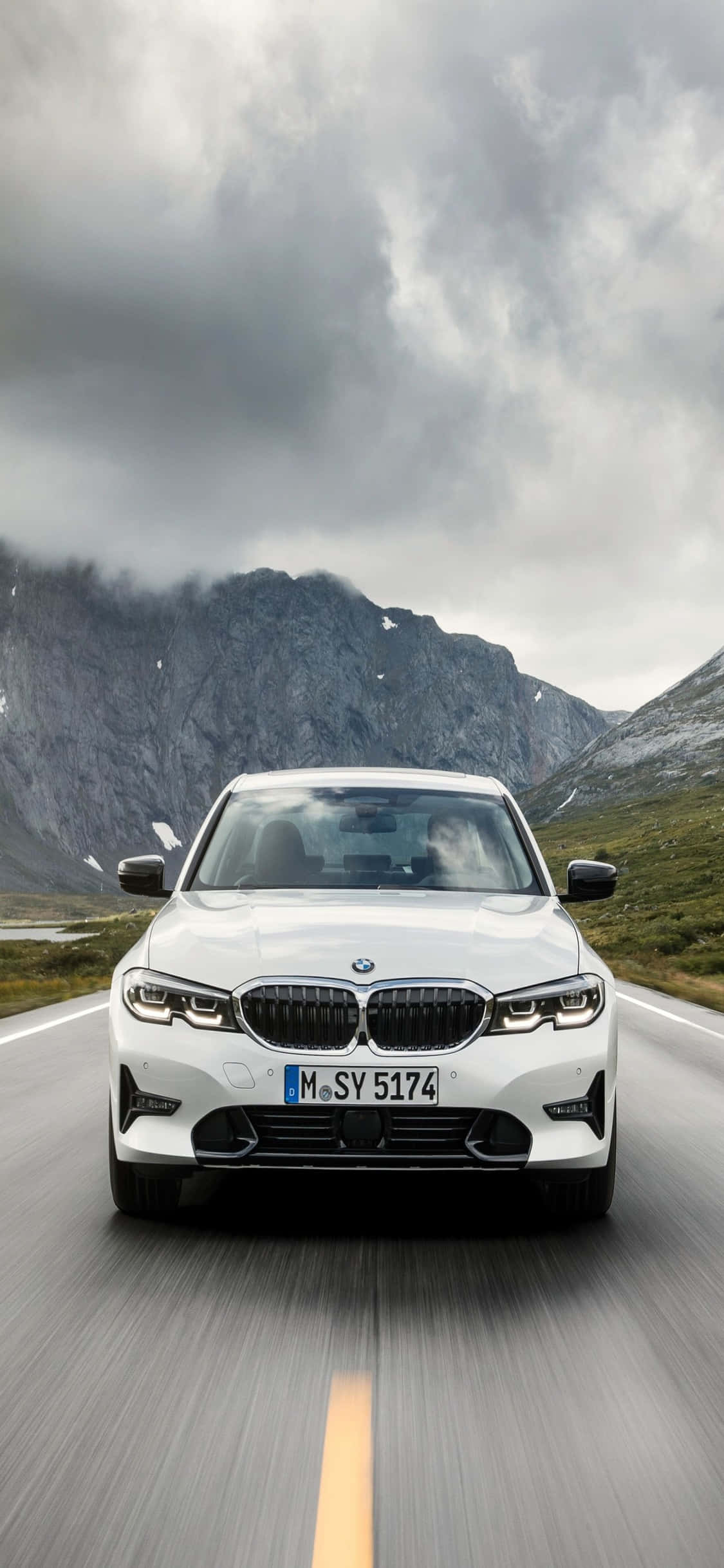 Yhdistäen suorituskyvyn ja tyylin – iPhone X ja BMW Taustakuvat