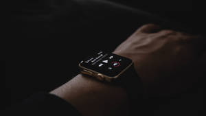 Apple Watch pilkkimustilla rannekkeilla taustakuva — Apple Watch Taustakuvat