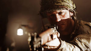 Battlefield 5 4K Lähikuva Aseella Tähtäävä