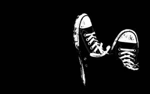 Cool Mustat Converse-kengät taustakuva — Tyylikäs musta Taustakuvat