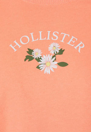 Hollister kolme valkoista kukkaa -taustakuva — OnePlus Pad 3 Taustakuvat