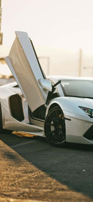 iPhone Xs Max Lamborghini tausta — Galaxy F36 Taustakuvat