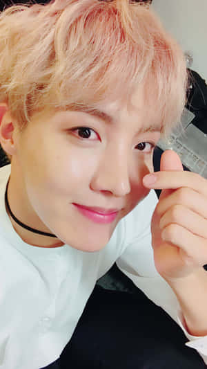 J-hope BTS Sormisydän — Bts Taustakuvat
