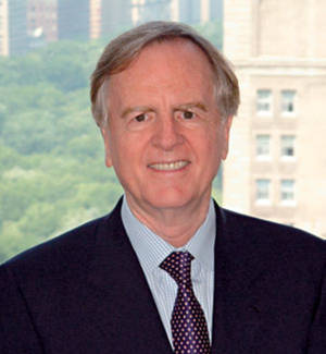 John Sculley Hymyilee Kameralle — Honor Magic V Taustakuvat
