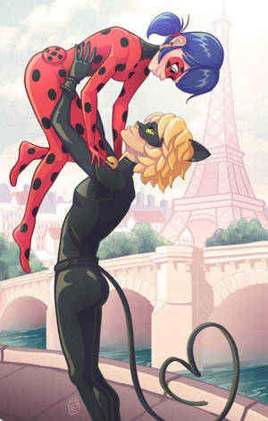 Ladybug ja Cat Noir suutelevat Pariisissa -taustakuva — Leppäkerttu ja musta kissa suutelevat Taustakuvat