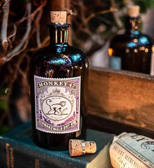 Monkey 47 Gin Schwarzwald Dry -saksalainen väkevä juoma — Honor Magic V Taustakuvat