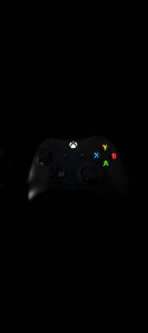 Musta Xbox-ohjain 8K Puhelin — Pixel 10 Taustakuvat