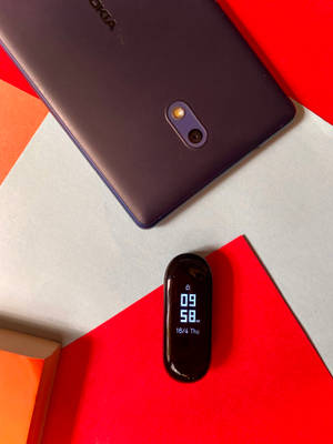 Nokia 3 ja Xiaomi-ranneke