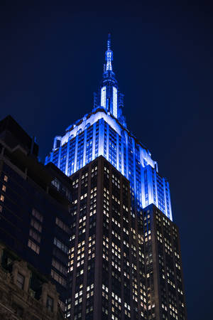 Sininen Empire State New York yö iPhone — Xiaomi Pad 9 Pro Max Taustakuvat