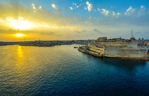 Grand Harbour Malta auringonnousu taustakuva — Auringonnousu Taustakuvat