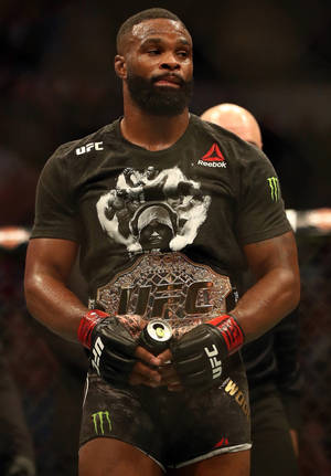 Tyron Woodley UFC-vyön kanssa -taustakuva — Yo Taustakuvat