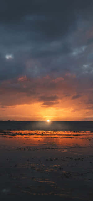 Auringonlaskutausta — CMF Phone 2 Pro Taustakuvat
