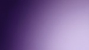 Tyylikäs, minimalistinen violetti liukuvärjätausta puhtaaseen ilmeeseen. — Violetti Taustakuvat