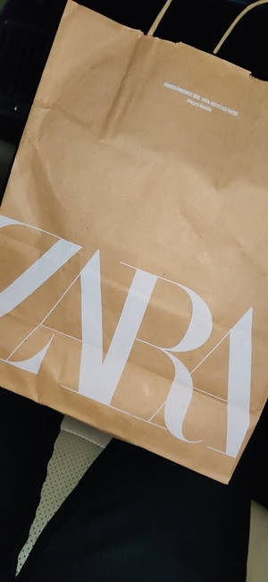 Zara-paperipussi mobiilitaustakuva